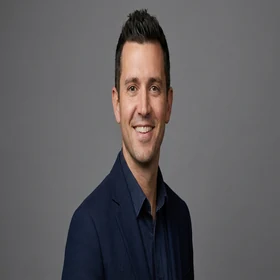 Tobias Becker